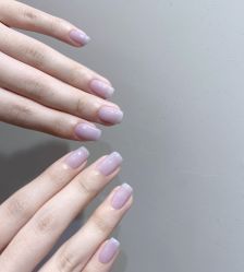 -花岐款式专研健康美甲沙龙