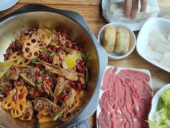 主打的干锅鸭头-安诚居干锅鸭头(八角店)