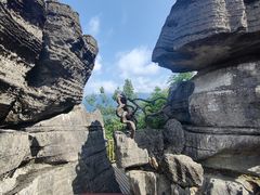 -梭布垭石林景区