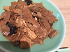 -锦粤宫·融合粤菜(上海金沙江店)