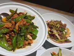 -关东小磨东北菜(漕河泾印象城店)