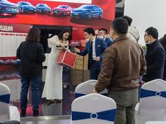 -弘仁宝佳比亚迪4S店(宝山旗舰店)