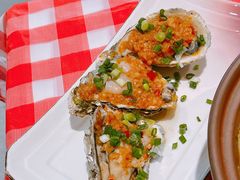 蒜蓉虾仁烤生蚝-辣小鲜·南昌大排档(船山路店)
