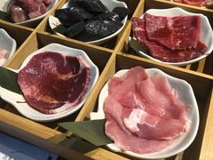 -青瓦炭韩潮烤肉(花园道店)