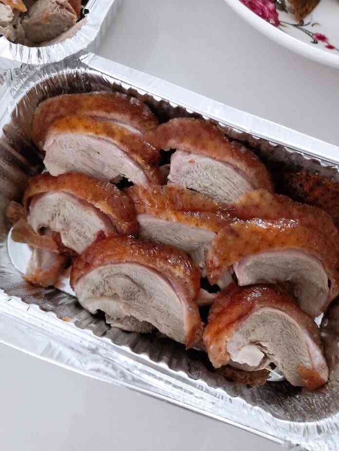 鸭师傅挂炉北京烤鸭(晋华店)-"点的外卖,烤鸭量少.味道很好.