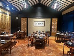 -龙悦湾酒家·八阵鱼生·渔人码头店