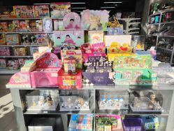 -玩动奇季品牌玩具超市
