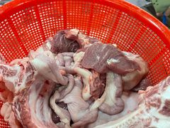 -标记美食新鲜猪杂(兴南大道店)