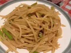 -老郑家东北春饼(龙悦居店)