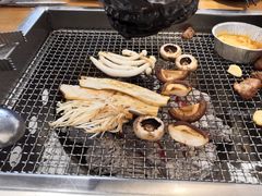 蘑菇拼盘-肉甲韩国木炭烤肉(新壹街1店)