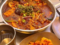 -蓉三少冒烤鸭·四川小吃集(北京首店)