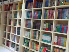 -新华书店(沙坪坝书城店)