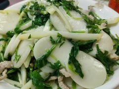 荠菜冬笋肉丝炒年糕-蘭心餐厅(进贤路店)