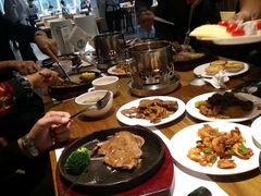 -怡人怡口牛排海鲜自助(飞龙大厦店)