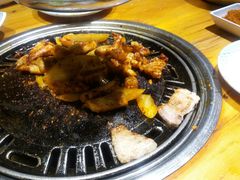 -唯成•韩国炭火烤肉 유성고기