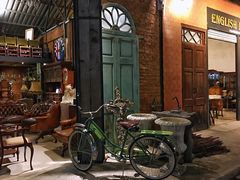 店内环境-席娜卡琳火车铁道夜市