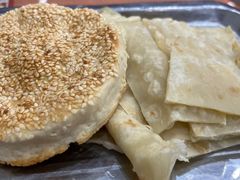 油饼半张-教师之家赵家羊汤馆(东青龙街店)
