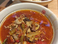 -呼啦面馆·头牌豌杂面(爱琴海店)