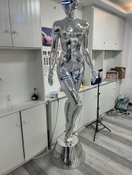 -米娜护肤造型