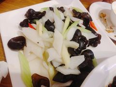 山药炒木耳-三猫黑鱼花(南大店)
