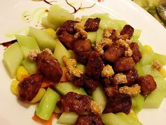 -半岛公馆(淞兴西路店)