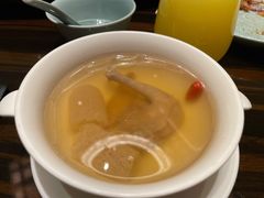 松茸竹笙炖乳鸽-环球港凯悦 · 享悦中餐厅