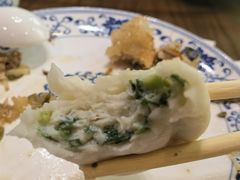 -方国老头包子·39年威海本地老字号•小船海鲜疙瘩汤