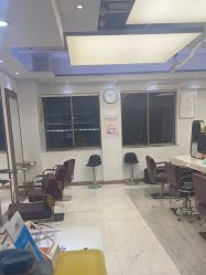 -镁连社·美联社