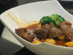 卤蛋烧牛腩-渝半城经典川粤菜(重庆天地店)