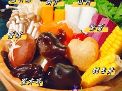 -湊湊火锅·茶憩(上海合生汇店)