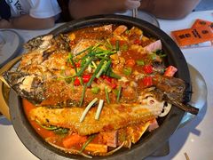 -鸣记脆皮烤鱼·海鲜烤鱼(三八广场店)