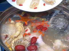 -千岛蚝高压锅生蚝·人参火锅(白云万达店)