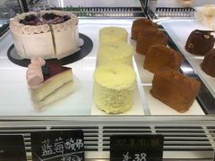 -Dough&Joe团憩(瑞虹天地月亮湾店)