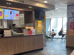 -麦当劳(国家体育场南路店)