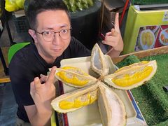 -曼阁市场水果批发市场