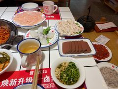 -贤合庄卤味火锅(安吉万达店)