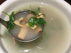 雷公根什菌汤-七仙岭君澜度假酒店·桃源小馆中餐厅