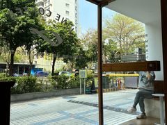 -Line来恩咖啡(石厦花园店)