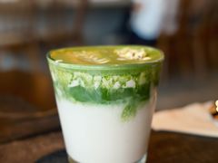 -luutosa  cafe & tea 鹿兔山