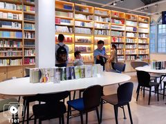 -三联韬奋书店(宽窄巷子店)