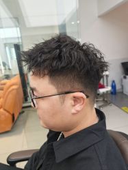 -尤司男士国潮理发馆