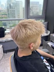 点击看大图 -藤野造型烫发染发