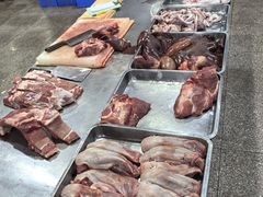 -标记美食新鲜猪杂(兴南大道店)