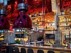 -FOUR PLAY BAR