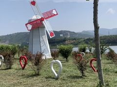 -大连铭湖国际观光牧场