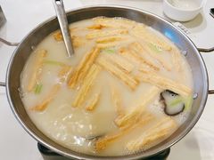 -万龙洲海鲜(南新仓店)