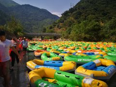 -雅鲁激流探险漂流