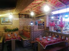 -闯关东东北农家菜(崂山石老人店)