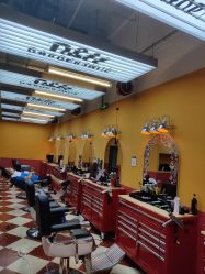 -Devilhands Barbershop男士理容店