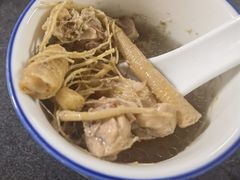 -莲湖山庄